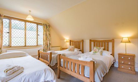 Hockley Wing 7