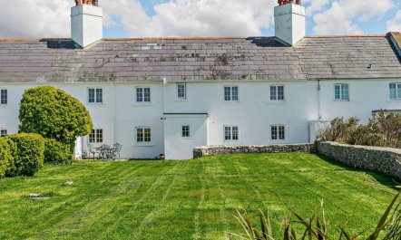 4 Bed in Worth Matravers 1