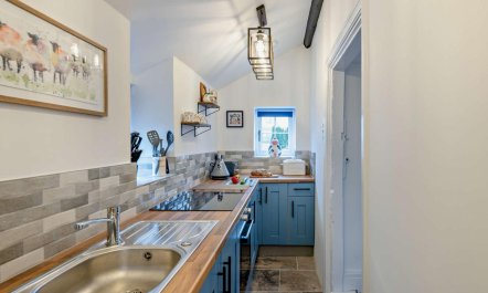 1 Bed in Llangollen 9