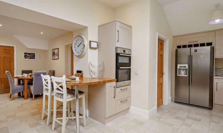 3 Bed in Windermere 9