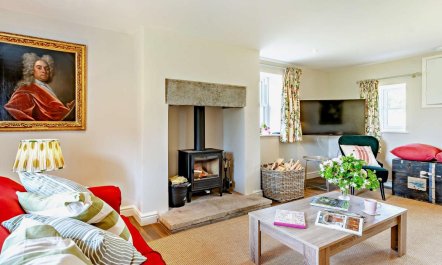 3 Bed in Abergavenny