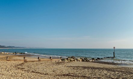 1 Bed in Christchurch 4