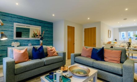 3 Bed in West Lulworth 1