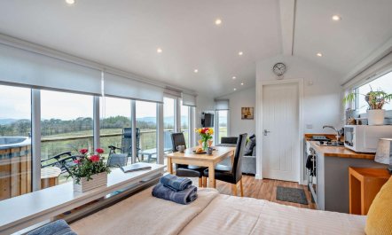 1 Bed in Dalry 6