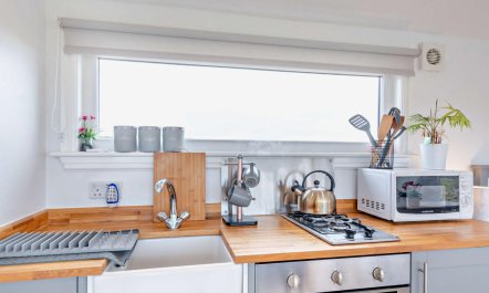 1 Bed in Dalry 7