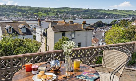 3 Bed in Teignmouth 2