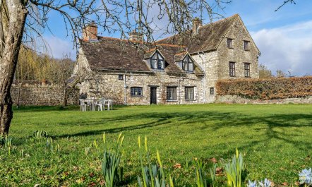 2 Bed in Abergavenny 2