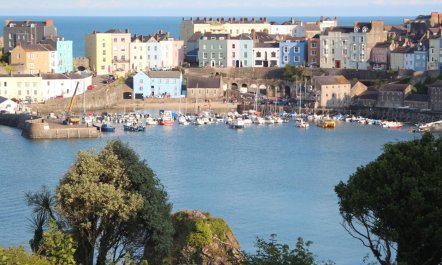 2 Bed in Tenby