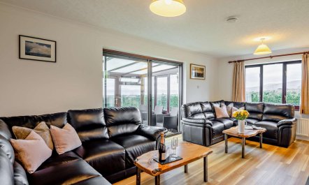 4 Bed in Llwyngwril 2