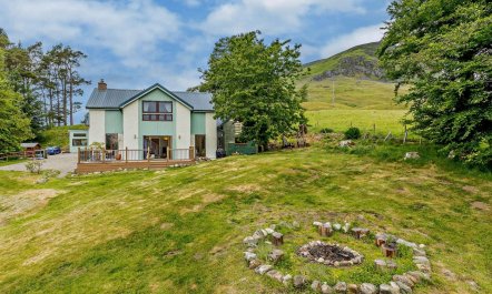 5 Bed in Blairgowrie 1