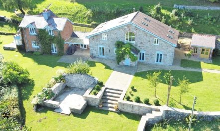 6 Bed in Abergele 1