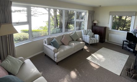 Rocklea Seaside Cottage 3