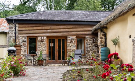 The Threshing Barn 0