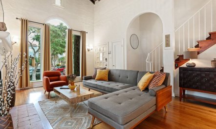 Vintage Grandeur 1