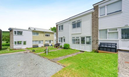 2 Bed in Freshwater East 3