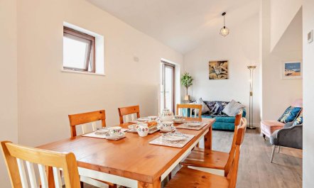 2 Bed in Combe Martin 1