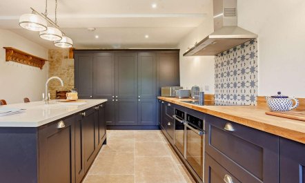 4 Bed in Shaftesbury 7