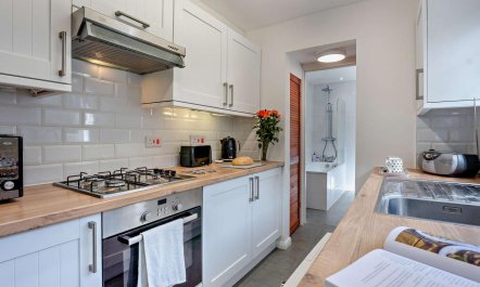 2 Bed in Freshwater 8