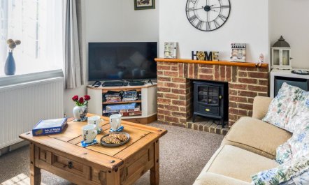 2 Bed in Freshwater 1