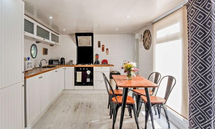 2 Bed in East Cowes 5