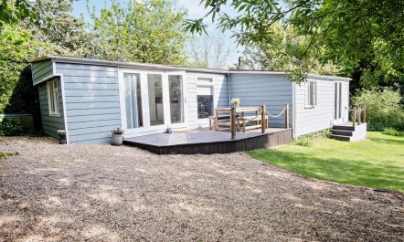 2 Bed in East Cowes 1