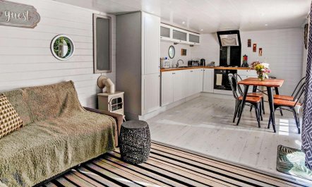 2 Bed in East Cowes 2