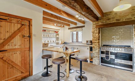 3 Bed in Richmond 9
