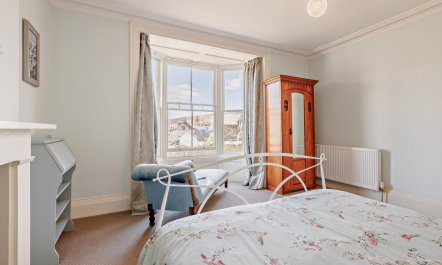 6 Bed in Dolgellau 1