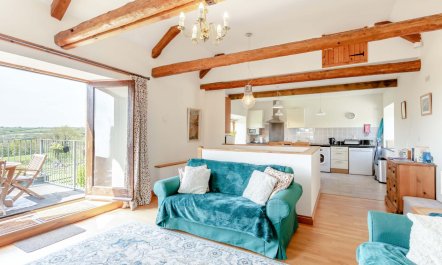 2 Bed in Holsworthy 7