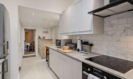 4 Bed in Fleetwood 9