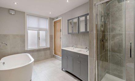 4 Bed in Fleetwood 4