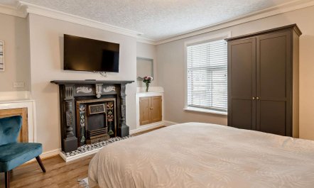 4 Bed in Fleetwood 3