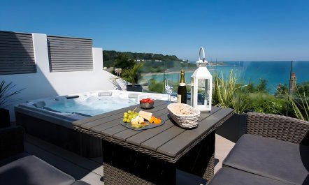 One Atlantic Watch 1