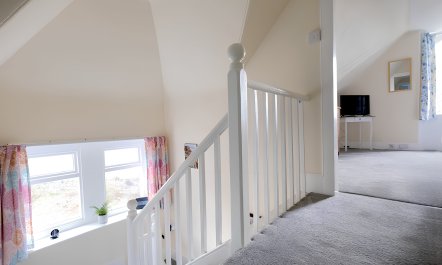 A Cosy Shade of Green 1