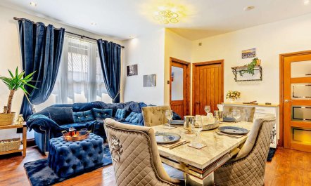 1 Bed in Whitby 1