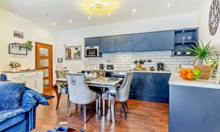 1 Bed in Whitby 2