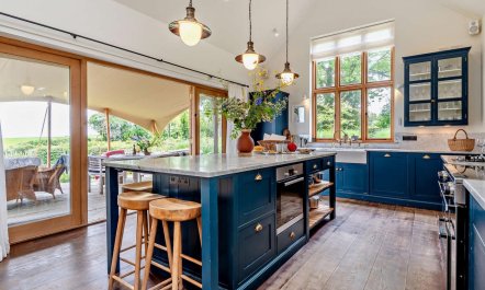 4 Bed in Hereford 3