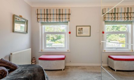 2 Bed in Poole 8