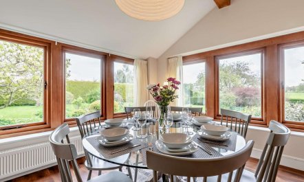 3 Bed in Chipping Campden 7