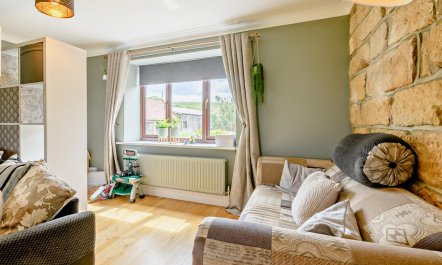 3 Bed in Whitby 7