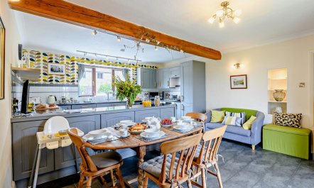3 Bed in Whitby 3