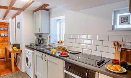 2 Bed in Caernarfon 8