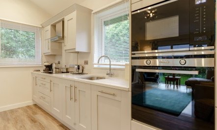 2 Bed in Swansea 4