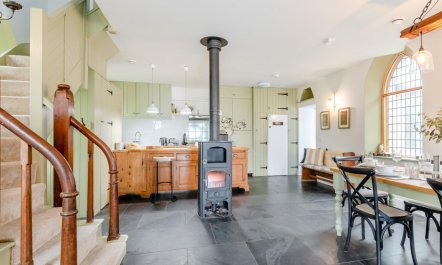 3 Bed in Leominster 2