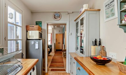 3 Bed in Lyme Regis 4