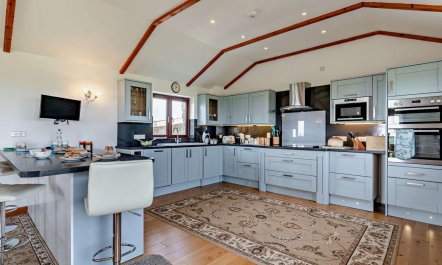 2 Bed in Penzance 3