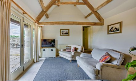 3 Bed in Cirencester 4