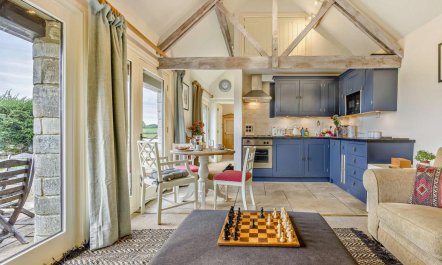 1 Bed in Cirencester 9