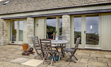 1 Bed in Cirencester 1