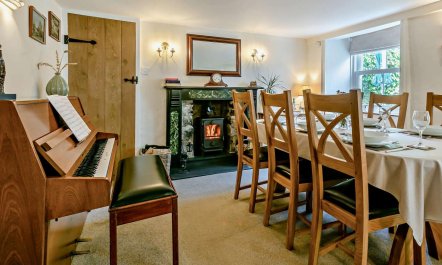 3 Bed in Truro 5